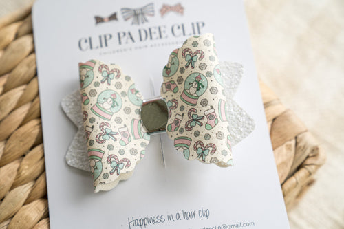 Scallop Kiarah Bow (Large) - Sammy Snow Globe