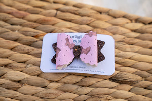 Scallop Kiarah Bow (Small) - Pink & Brown Chocolate Bunnies