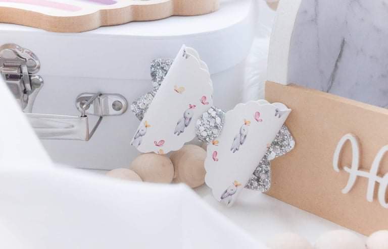 Scallop Kiarah Bow (Large) -Pink OR Silver Butterfly Bunny