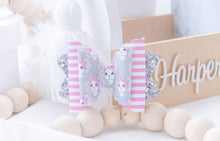 Scallop Kiarah Bow (Large) -Pink & Grey Bunny Heads